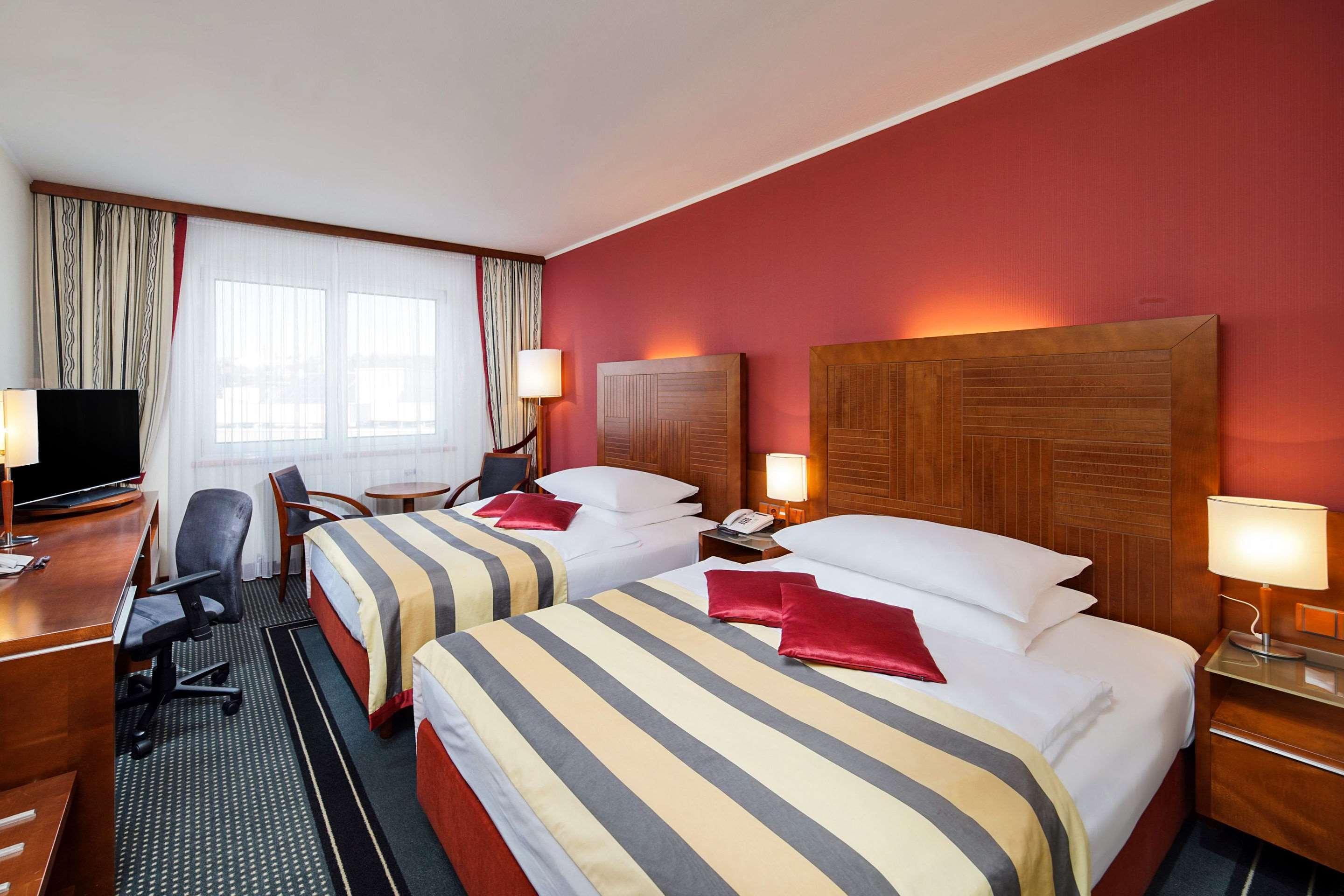Quality Exhibition Centre 4*