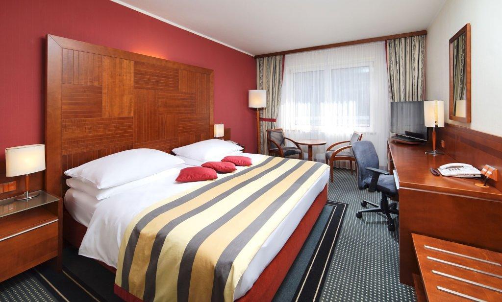 Hotel Quality Exhibition Centre