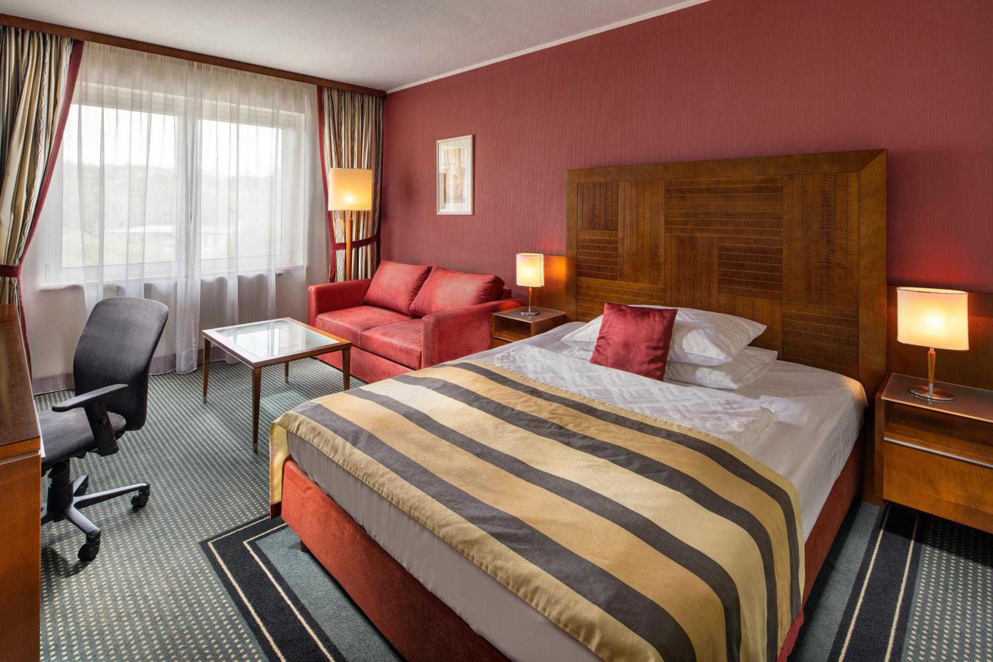 Quality Exhibition Centre Hotel
