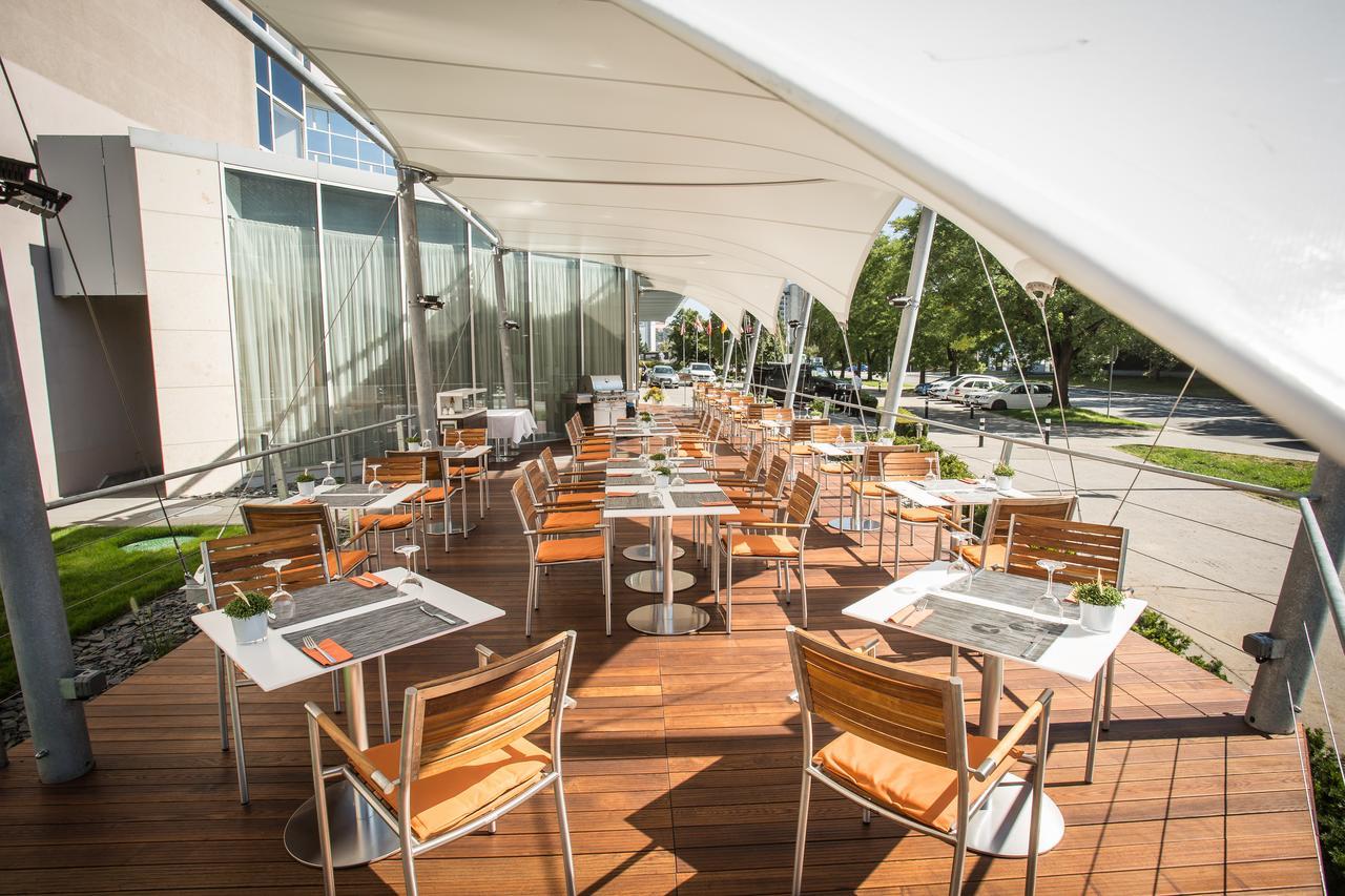 Hotel Quality Exhibition Centre 4*