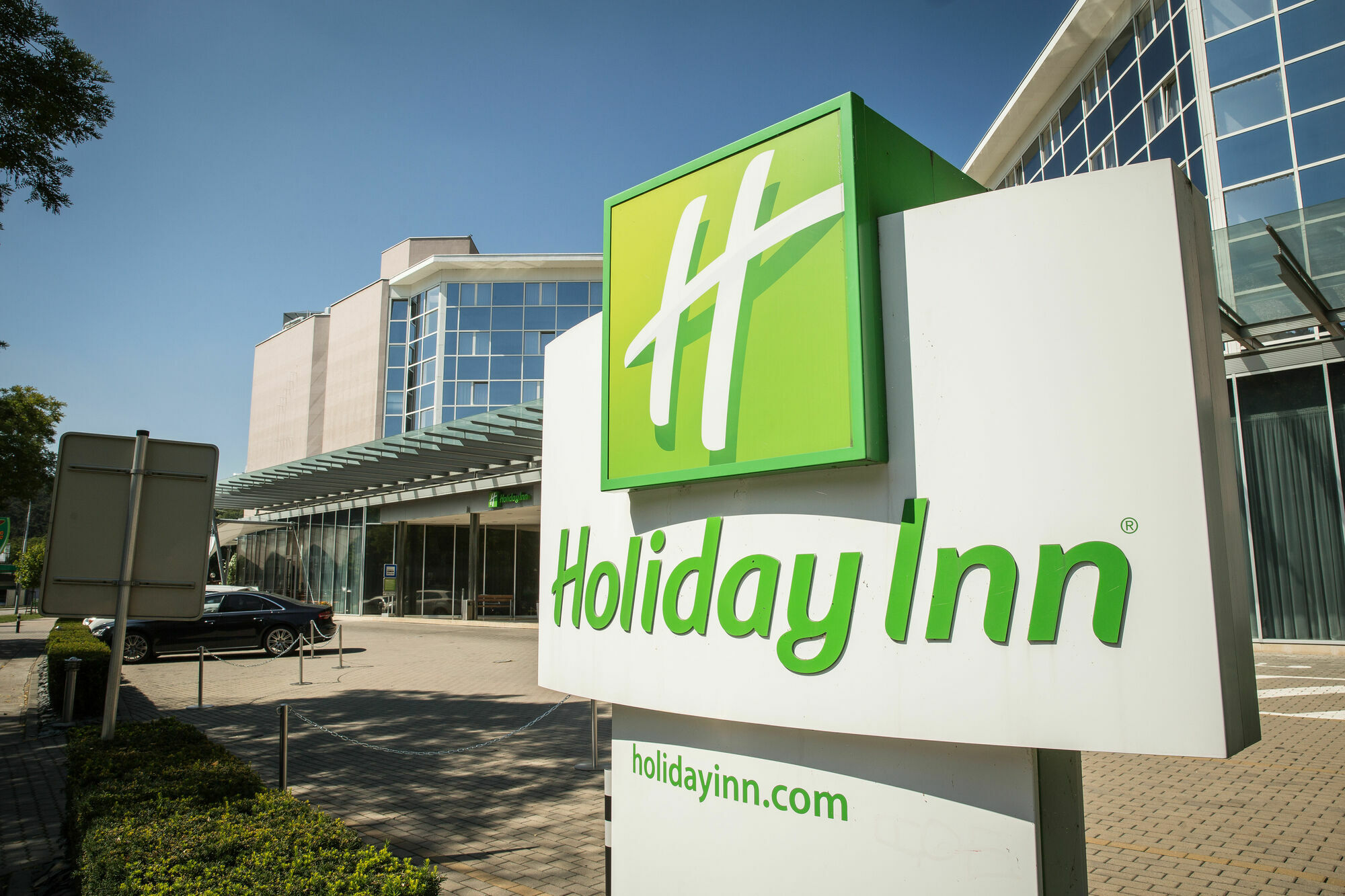Hotel Quality Exhibition Centre 4*